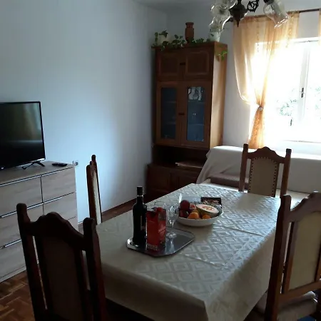 Roko Bnm Lägenhet Biograd Na Moru