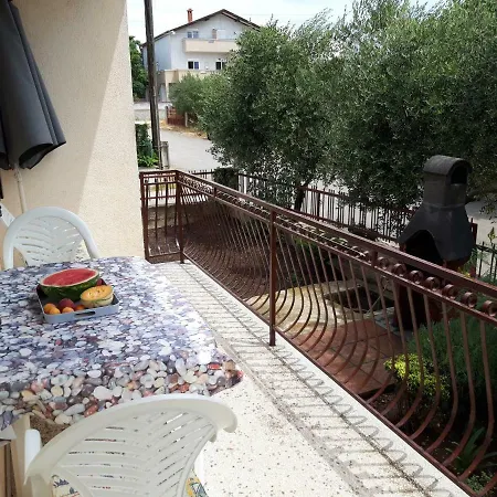 Apartman Roko Bnm Appartamento Biograd Na Moru